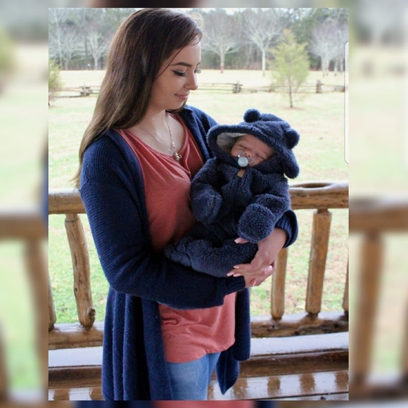 Meet your Posher, Hannah - Picture 1 of 1